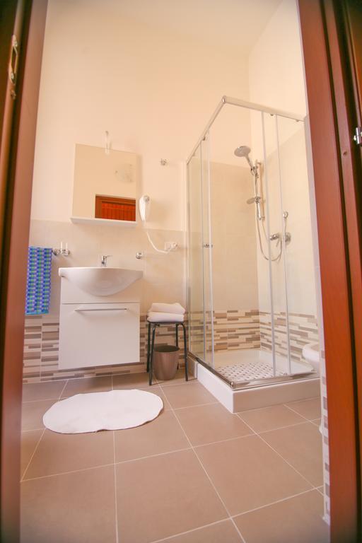 Soffio Del Libeccio B&B Syracuse Ruang foto